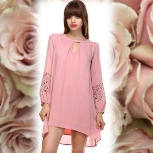 Keyhole Shift Dress Size Medium